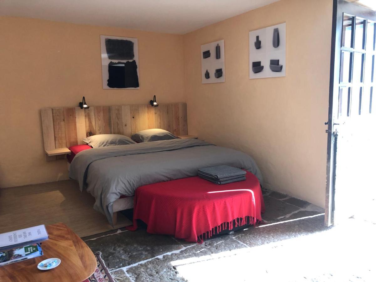 Art En Cele-Chambres D'Hotes Corn Eksteriør bilde