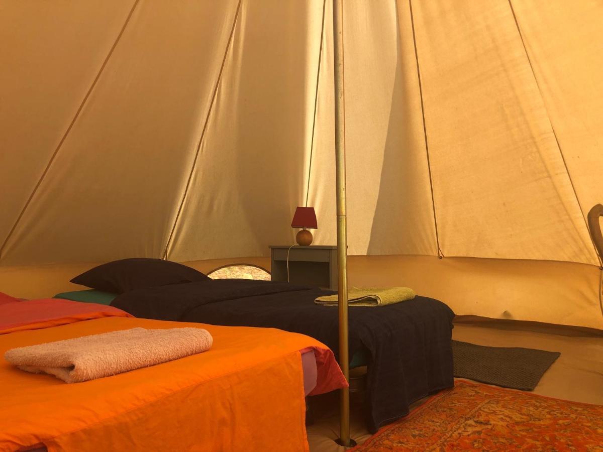 Art En Cele-Chambres D'Hotes Corn Eksteriør bilde